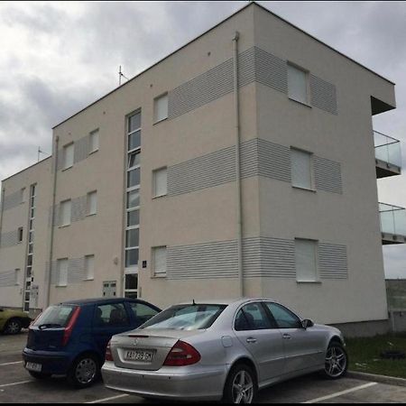 Apartmani Matko Nin Dış mekan fotoğraf