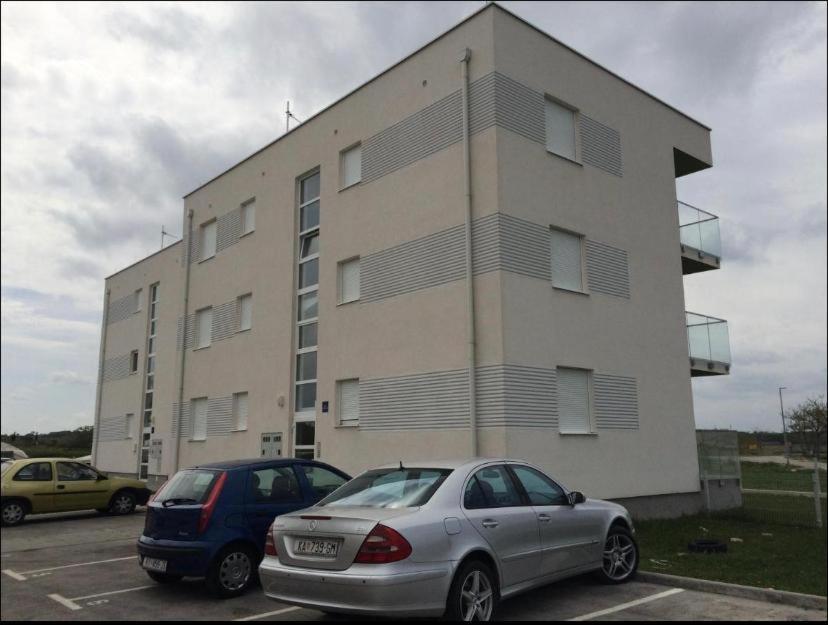 Apartmani Matko Nin Dış mekan fotoğraf